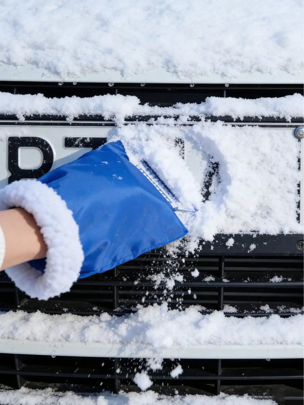 Ice Scraper with Warm Glove